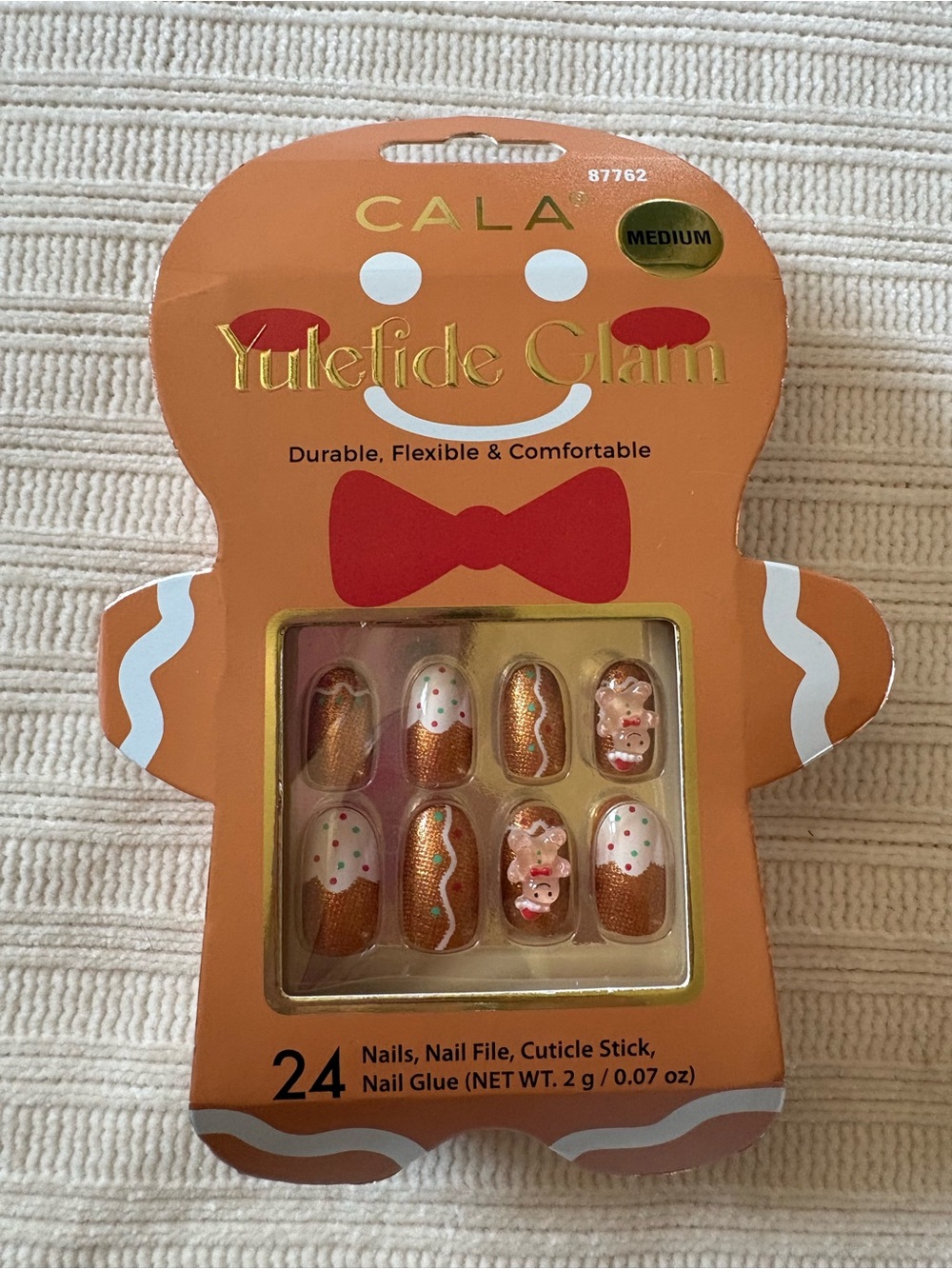 Cala 3D Gingerbread Themed Press-On Nails in Glitter Brown